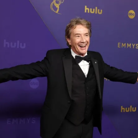 مارتن شورت في مسرح بيكوك في لوس أنجلوس، كاليفورنيا (Martin Short at Peacock Theater in Los Angeles, California). مصدر الصورة: Amy Sussman/Getty Images/AFP