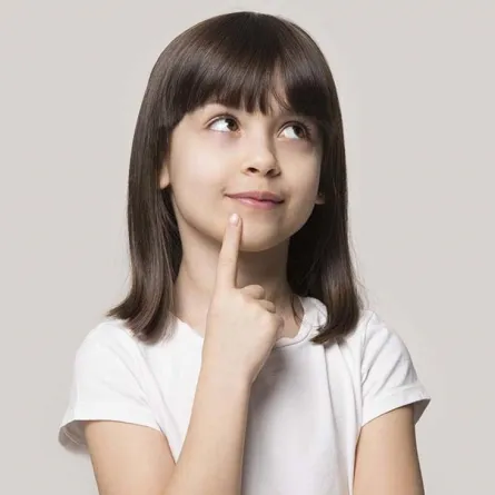 صورة لفتاة تفكر