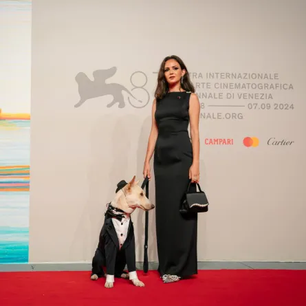 ركين سعد من السجادة الحمراء لمهرجان فينيسيا السينمائي 2024 - تصوير يوسف بوهوش خاص لسيدتي