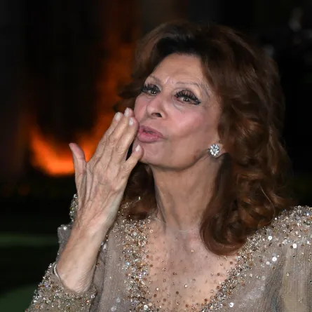 صوفيا لورين في لوس أنجلوس، كاليفورنيا (Sophia Loren in Los Angeles, California). مصدر الصورة: Valerie MACON / AFP