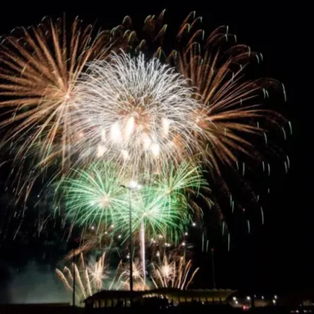 احتفالاً باليوم الوطني السعودي 94 السماء تتزين بالألعاب النارية في هذا الموعد