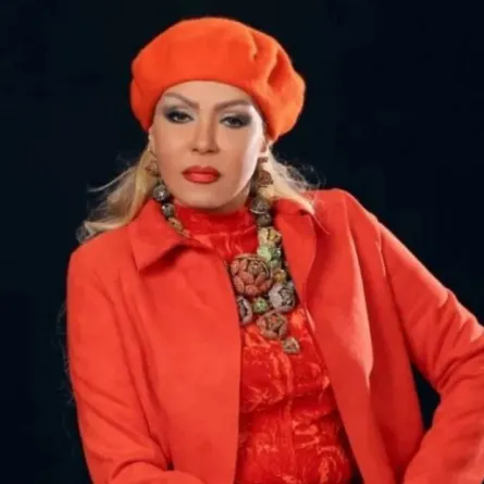 لوسي - الصورة من حساب المسرح القومي على الفيسبوك