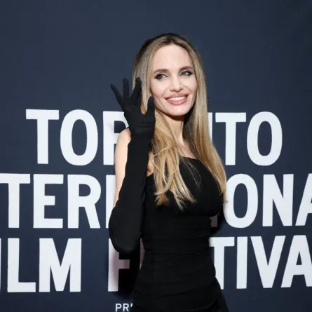 أنجلينا جولي Angelina Jolie في عرض فيلم "Without Blood" (مصدر الصورة : Robin Marchant / GETTY IMAGES NORTH AMERICA / Getty Images via AFP)