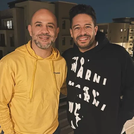 محمد حماقي وعزيز الشافعي - الصورة من صفحة عزيز على انستغرام