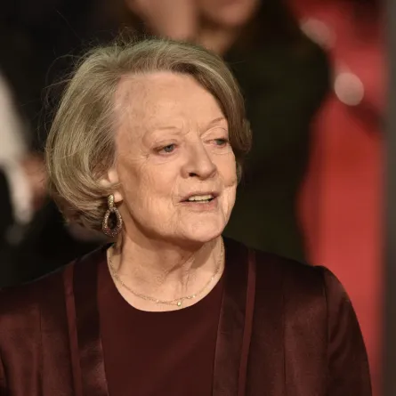 ماغي سميث في دار الأوبرا الملكية في لندن (Maggie Smith at the Royal Opera House in London). مصدر الصورة: Niklas HALLE'N / AFP