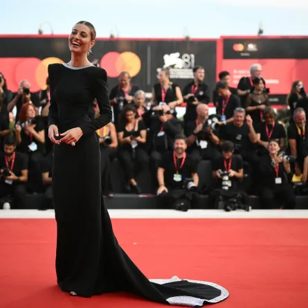 سفيفا ألفيتي Sveva Alviti في مهرجان فينيسيا السينمائي(مصدر الصورة: Marco BERTORELLO / AFP)