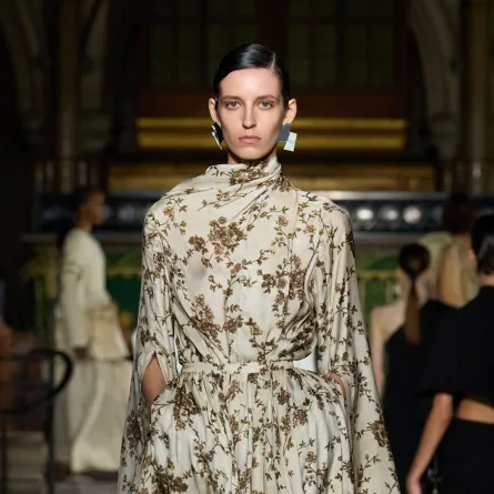 فستان من أوما وانغ Uma Wang - الصورة من Launchmetrics/Spotlight ©