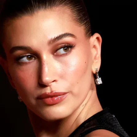 حفل أكاديمي ميوزيم غالا 2023 Academy Museum Gala، النجمة هايلي بيبر Hailey Bieber (مصدر الصورة : Michael Tran / AFP)