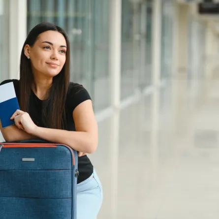 لقطة لمسافرة