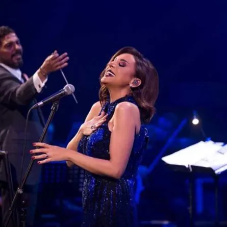 المايسترو هاني فرحات والمُطربة أنغام - الصورة من المكتب الإعلامي لـ هاني فرحات