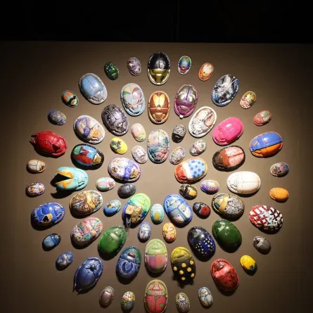 مجسم للجعران في  معرض حي القاهرة الدولي للفنون- تصوير ندا محسن