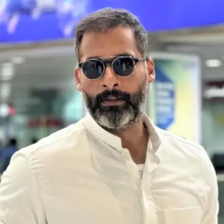 حسين المهدي- الصورة من حساب على إنستغرام