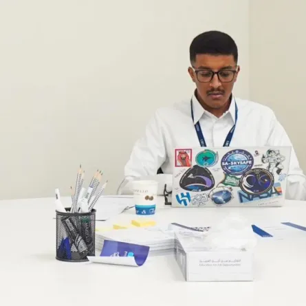 الطالب مشعل محمد القرني