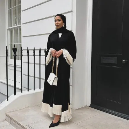 مدونة الموضة نعيمة بيجوم - الصورة من حسابها على إنستغرام