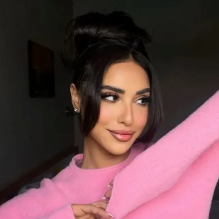 آية سماحة- الصورة من حسابها على إنستغرام