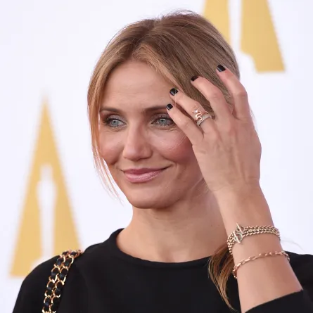  كاميرون دياز أثناء زيارتها متحف الأكاديمية للصور المتحركة في لوس أنجلوس (Cameron Diaz during her visit to the Academy Museum of Motion Pictures in Los Angeles). مصدر الصورة: ROBYN BECK / AFP