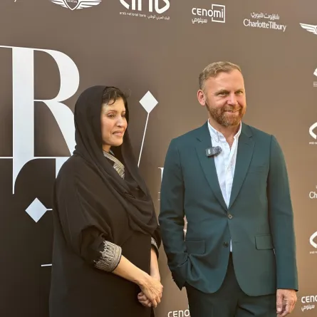 الأميرة نورة الفيصل مع الرئيس التنفيذي لهيئة الأزياء بوراك شاكماك