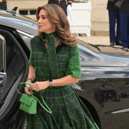 الملكة رانيا زوجة الملك عبد الله بن الحسين في باريس (مصدر الصورة Bertrand GUAY / AFP)