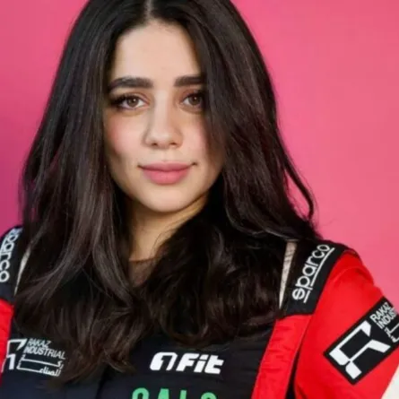 السائقة السعودية أرجوان عمار تستعد لتحدي رالي القصيم 2024 