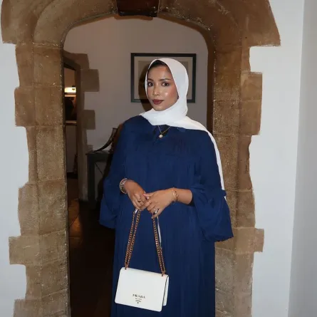 مدونة الموضة نعيمة بيجوم - الصورة من حسابها على إنستغرام