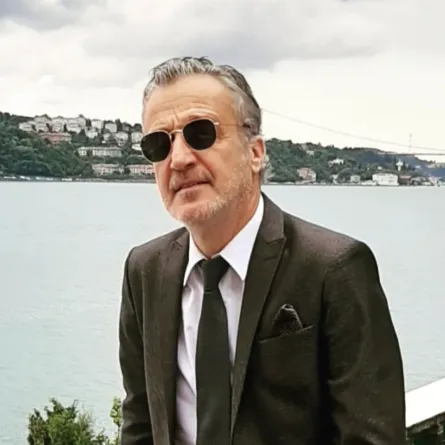 تكين تيمال - الصورة من حسابه الخاص على "إنستغرام"