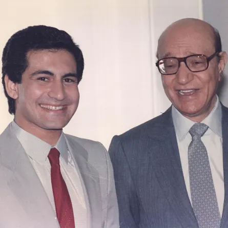 الموسيقار محمد عبد الوهاب والمطرب محمد ثروت- الصورة من حساب المطرب محمد ثروت على الفيسبوك