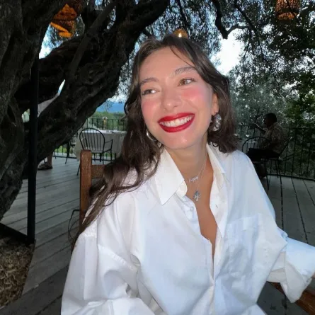 نسليهان أتاغول - الصورة من حسابها على إنستغرام