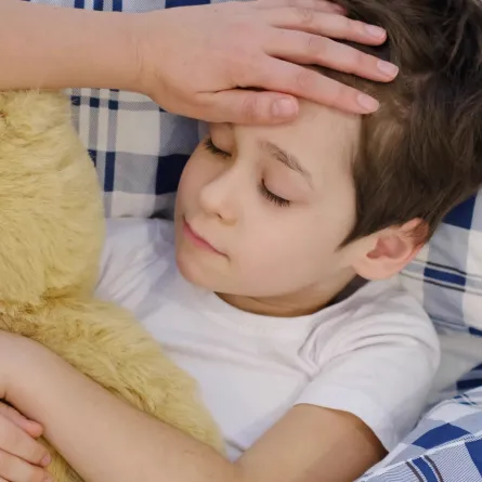 صورة طفل مريض
