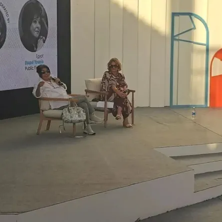 إسعاد يونس ويسرا في الجلسة الحوارية من مهرجان الجونة- الصورة خاصة بـ«سيدتي» من تصوير سيد أحمد