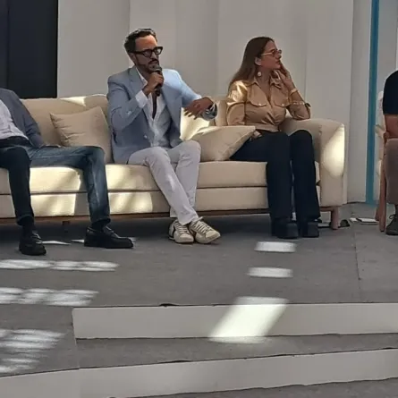 يوسف الشريف في الجلسة الحوارية بمهرجان الجونة السينمائي- الصورة خاصة بسيدتي من تصوير سيد أحمد