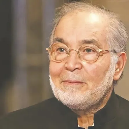 حسن يوسف - الصورة من حساب ابنه عمر على انستغرام