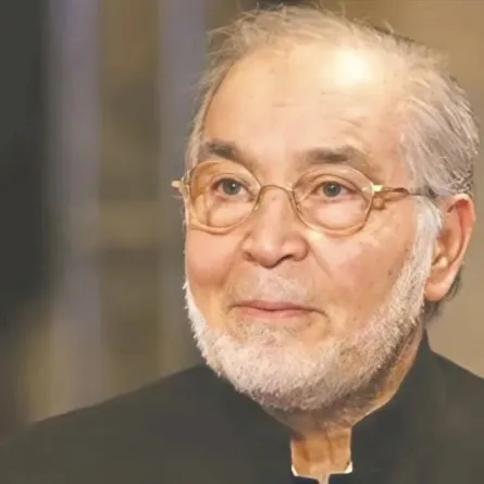 حسن يوسف - الصورة من حساب ابنه عمر على إنستغرام