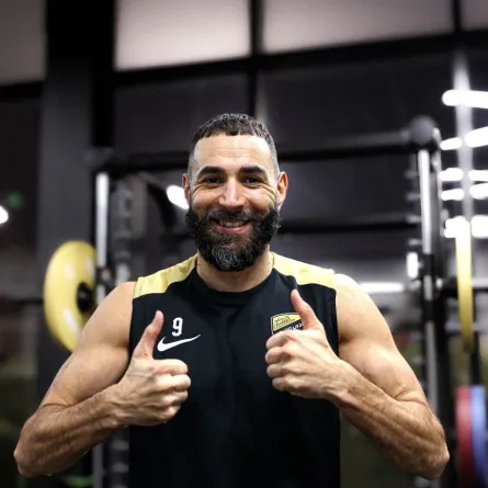 الفرنسي كريم بنزيما 