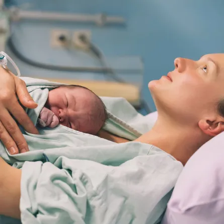 صورة لملامسة الجلد 