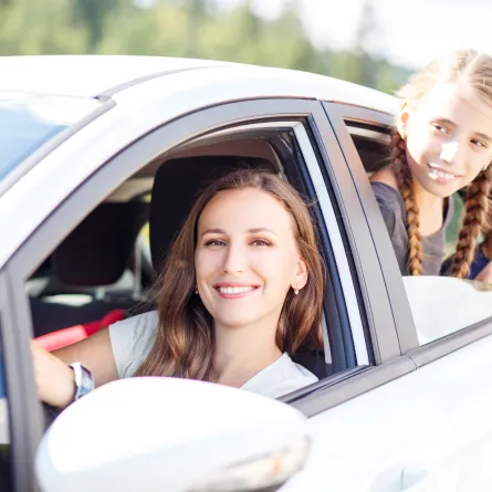 حلم سيارة بيضاء - الصورة تعبيرية  