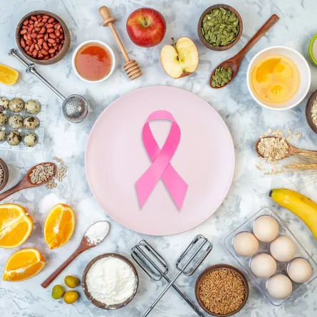 تأثير النظام الغذائي على الوقاية من سرطان الثدي وفق اختصاصية
