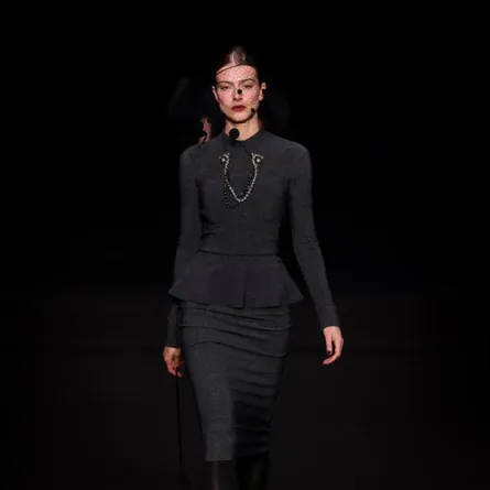 فستان من كيارا بوني Chiara Boni - الصورة من Launchmetrics/Spotlight ©