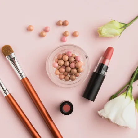 أكتوبر الوردي