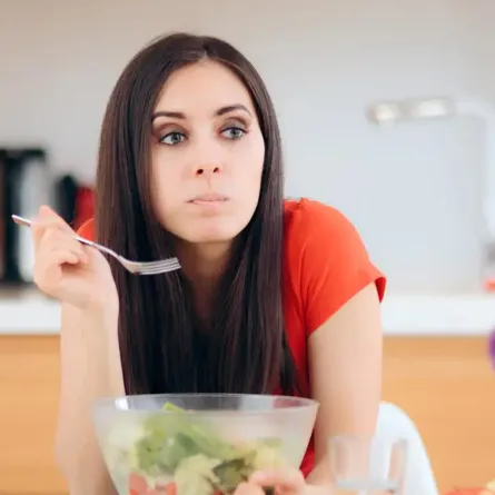 التغذية والغذاء هي عملية تحويل الطعام إلى طاقة لإمداد الجسم وأنسجته باحتياجاته