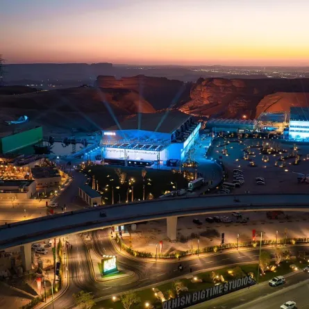 الأستاذ تركي آل الشيخ يعلن تدشين استوديوهات الحصن بيج تايم أكبر وأحدث وجهة لصناعة الأفلام والإنتاج التلفزيوني - الصورة من حساب رئيس مجلس إدارة الهيئة العامة للترفيه على إكس