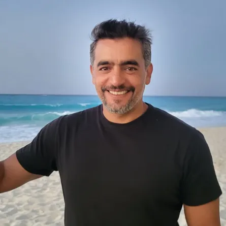 هاني سلامة - الصورة من حسابه على إنستغرام