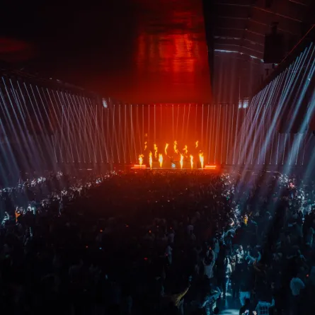 من إحدى حفلات مدل بيست