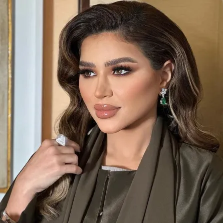 لمناسبة ميلادها.. أبرز صيحات جمالية جذابة من مدونة الموضة والجمال نهى نبيل 