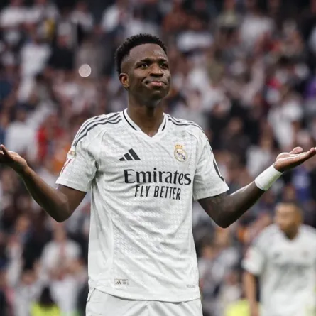 3 صحفيين سبب استبعاد  فينيسيوس جونيور من جائزة الكرة الذهبية - الصورة من حساب  فينيسيوس جونيور على إكس