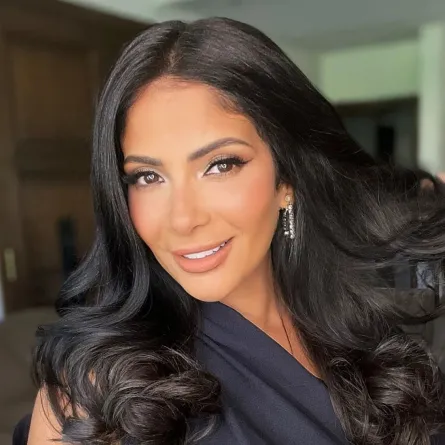 منى زكي - الصورة من حسابها على إنستغرام