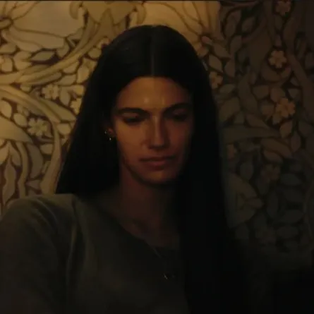 تارا عماد في مشهد من الفيلم- الصورة من المركز الإعلامي للشركة المنتجة