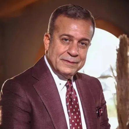 شريف منير - الصورة من صفحته الرسمية على الفيسبوك