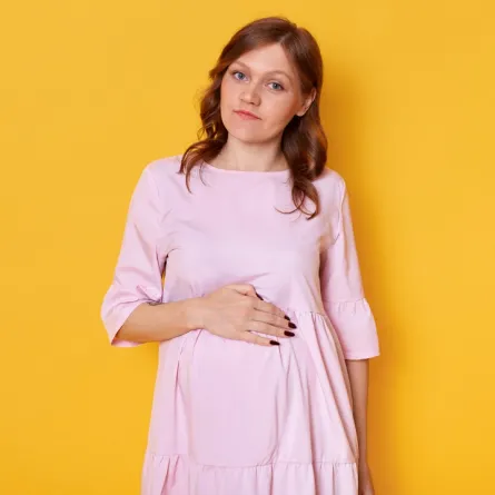 صورة لحامل في الشهر الرابع