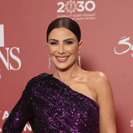 صبا مبارك - الصورة من العلاقات العامة لدار كارتييه