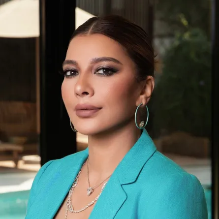 أصالة - الصورة من حسابها على الفيس بوك